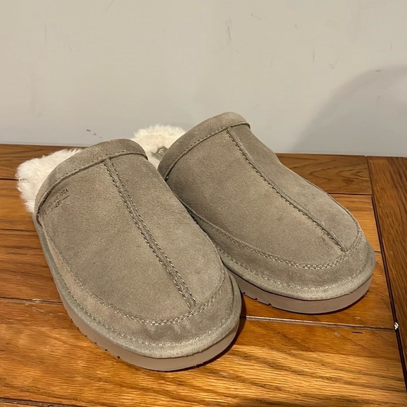 UGG Koolaburra Men’s Bordon Slippers Size 9. - Picture 7 of 7